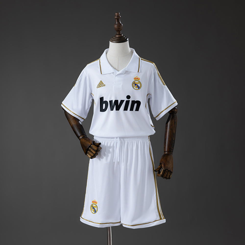 Real Madrid Kit Local (2011/12)