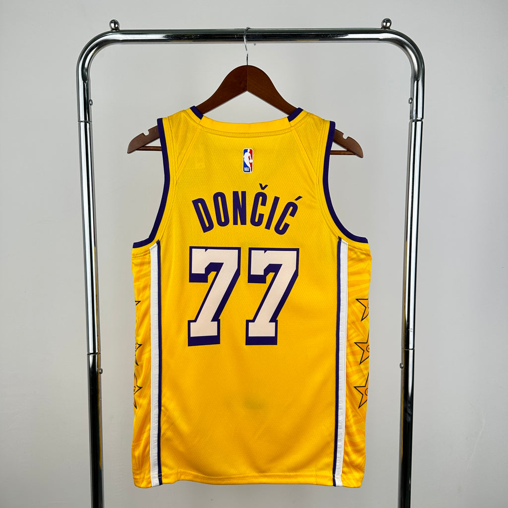 LA Lakers (Doncic)